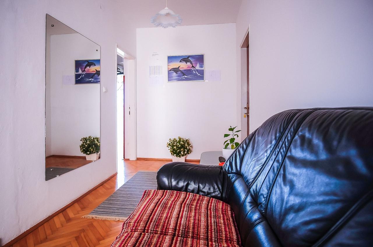 Apartments Biserka Barbat na Rabu Екстериор снимка